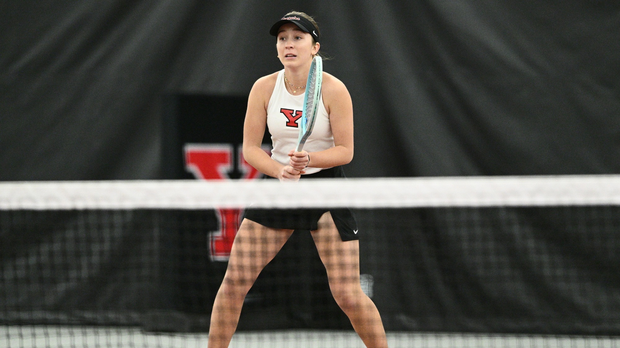 Hanna Telzynska prepares to return a serve