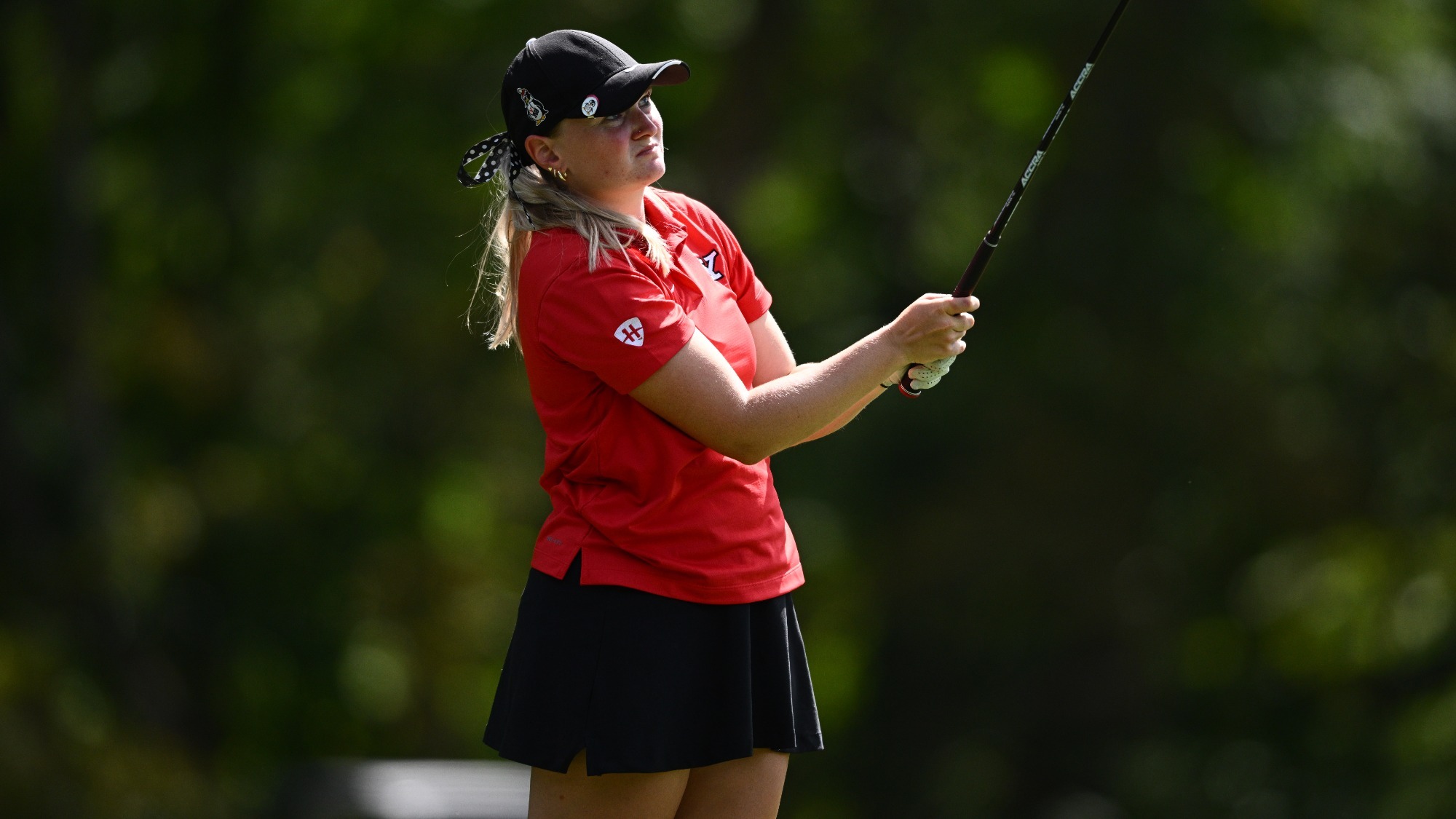 Maddi Shoults hits a tee shot for Youngstown State