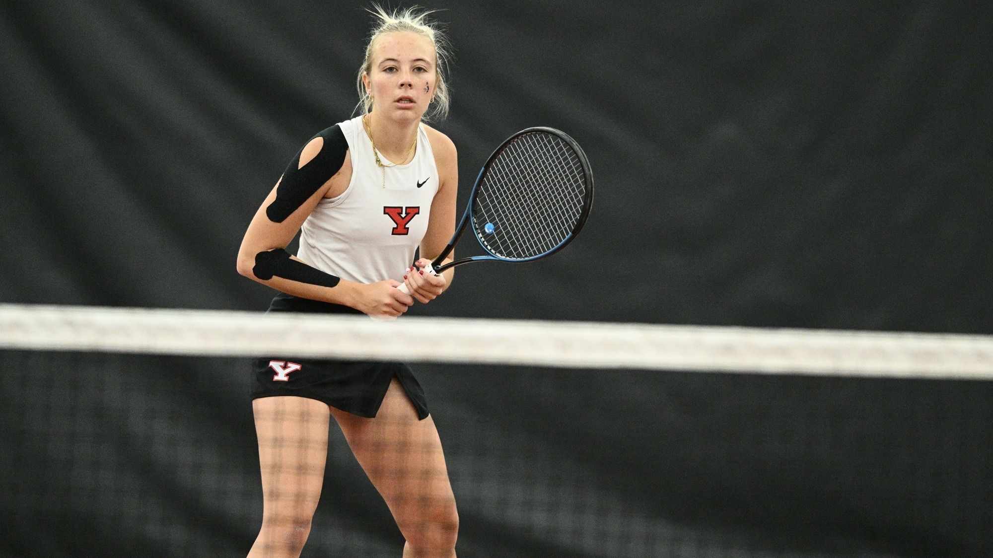 Line Greyling waits for a serve