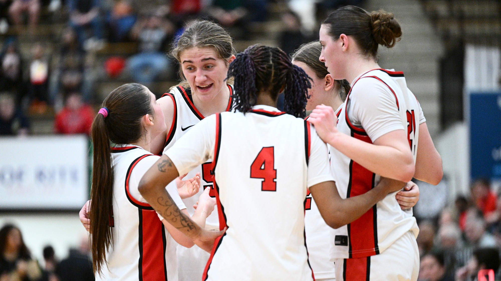 Youngstown State's starters huddle vs. Wright State in the first round of the 2026 Horizon League Women's Basketball Championship. Photo by Robert Hayes on March 4, 2026, at Beeghly Center.