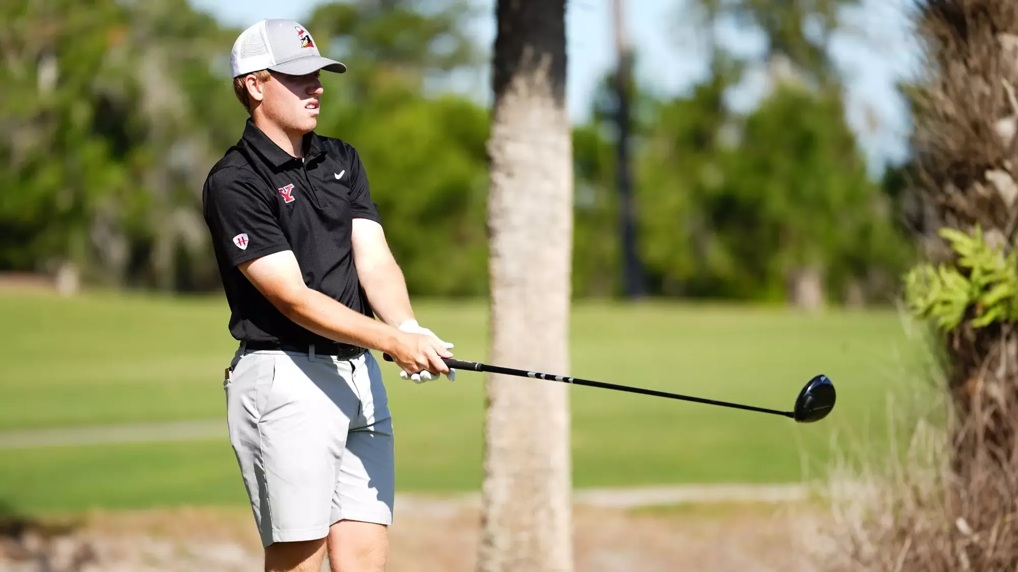 Ryan Sam prepares for a tee shot at the 2026 Horizon League Men's Golf Championship at Mission Resort + Club (Photo by Drae Smith)