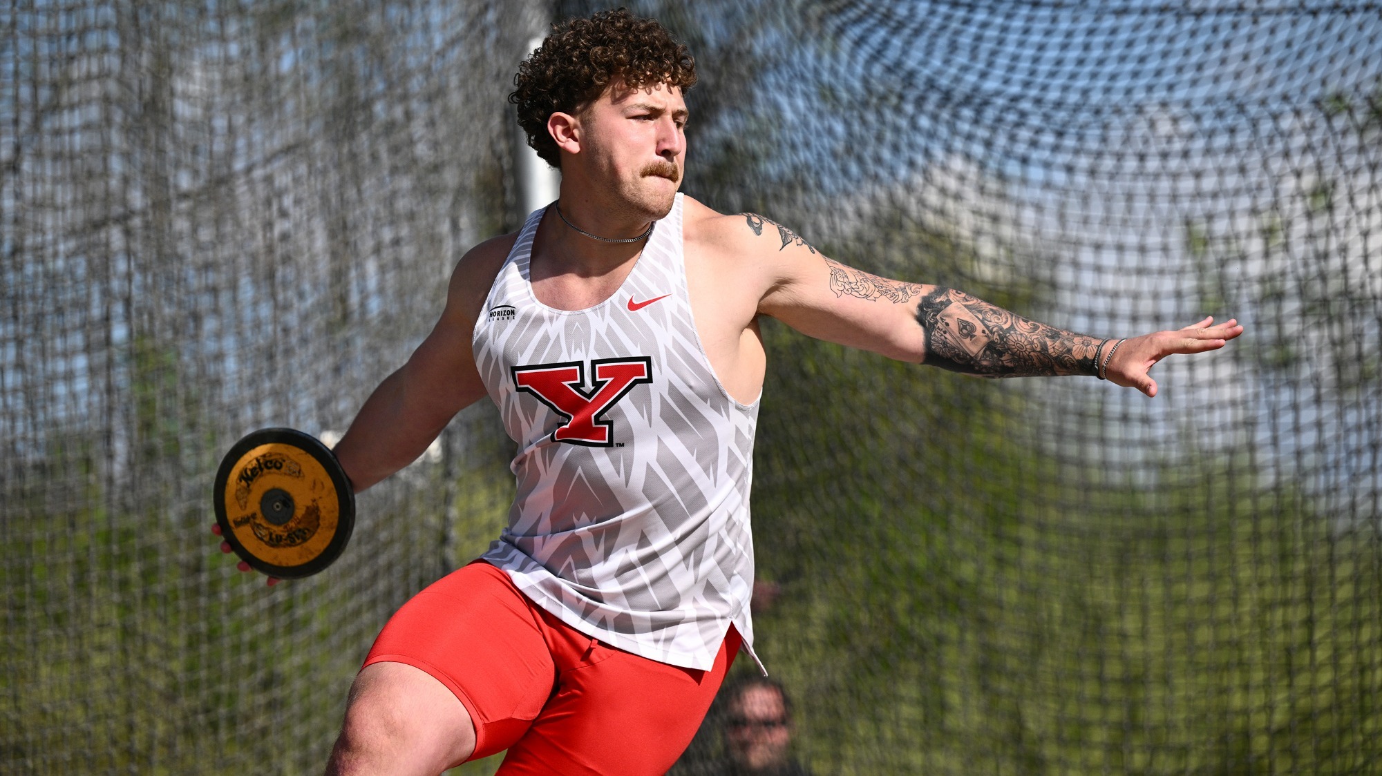 Alan Austin throws the discus at the Horizon League Championships