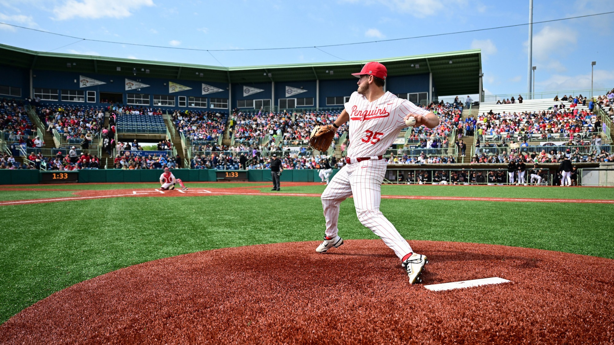 Braden Gebhardt warms up on the mound before a YSU baseball game vs. Milwaukee on May 8, 2026 (Photo by Dave Dermer)