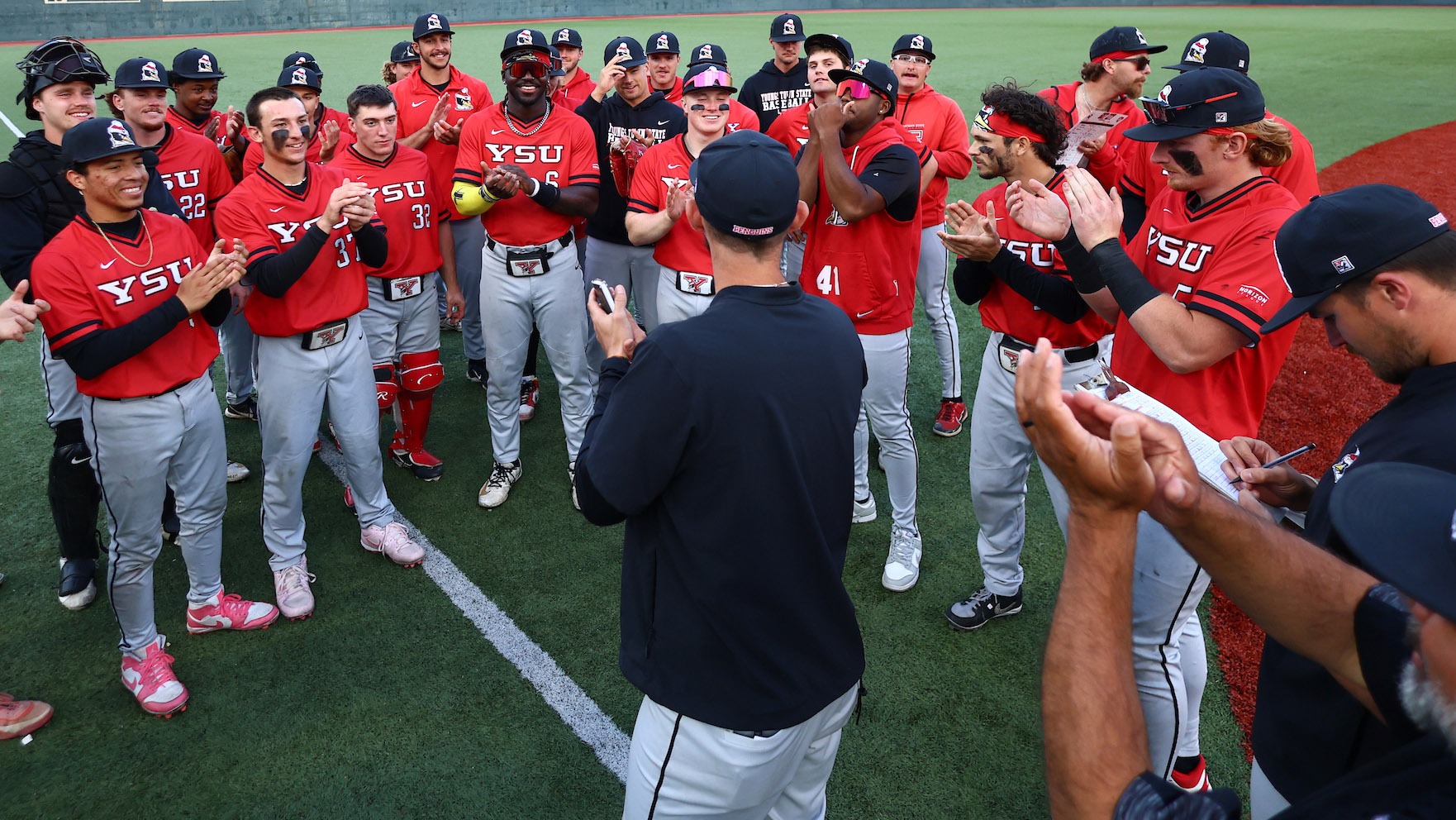 The YSU baseball team celebrates following a victory at Wright State on May 15, 2026 (Photo by Bryson Chavez)