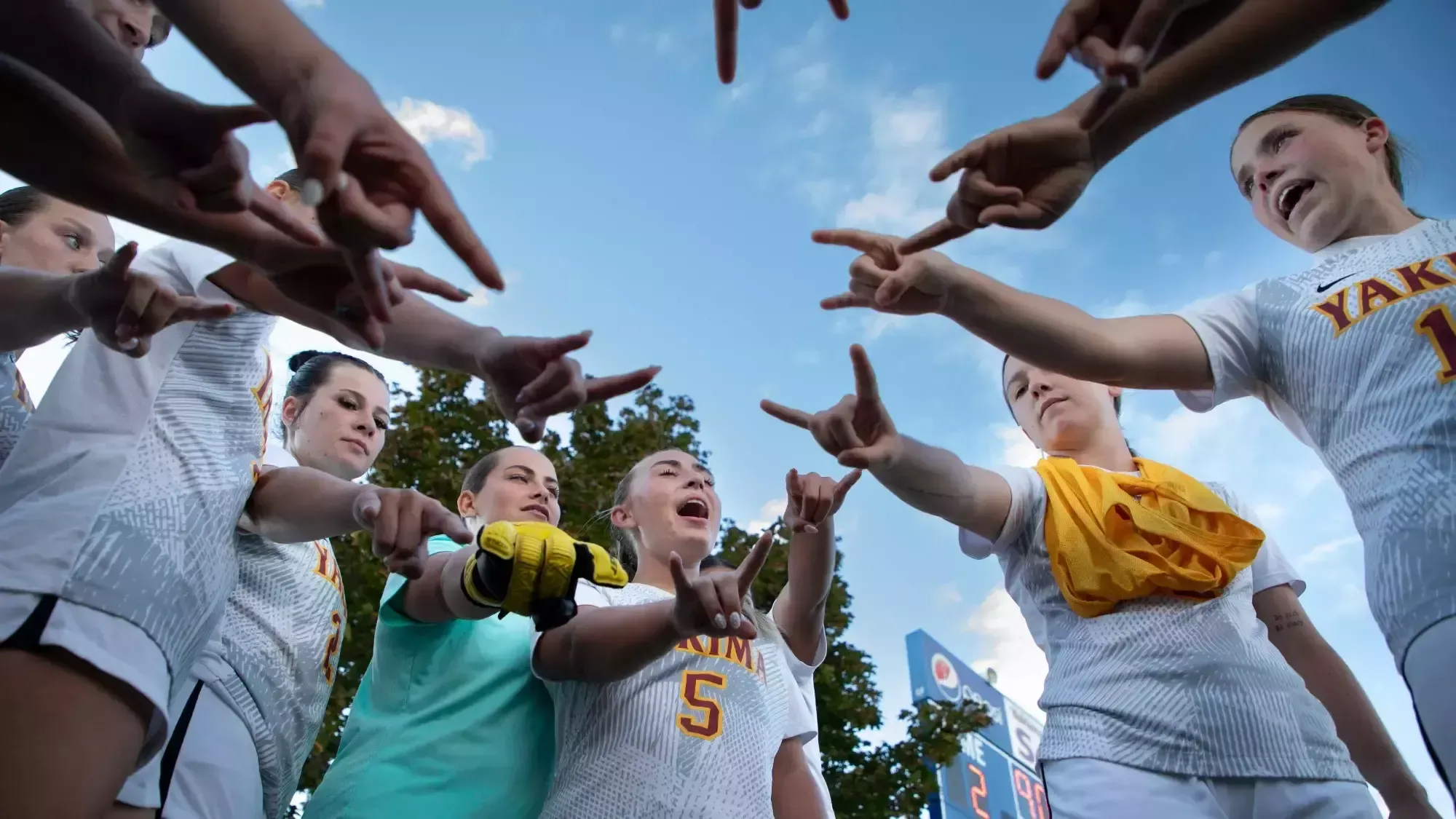 Gracie Penderson leads a team cheer