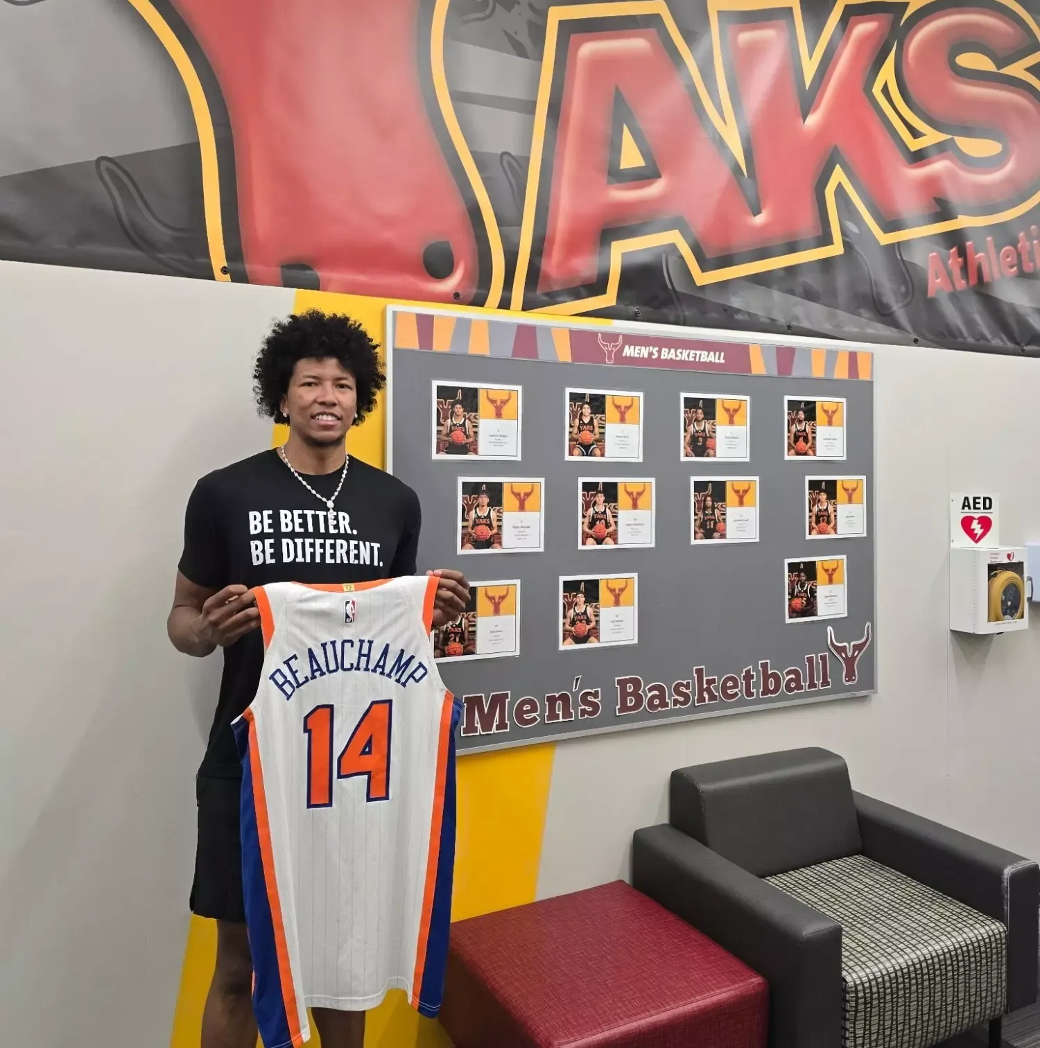 MarJon with Knicks jersey